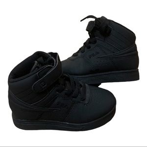New FILA BOYS VULC 13 MID SNEAKER - BLACK Toddler Size 9